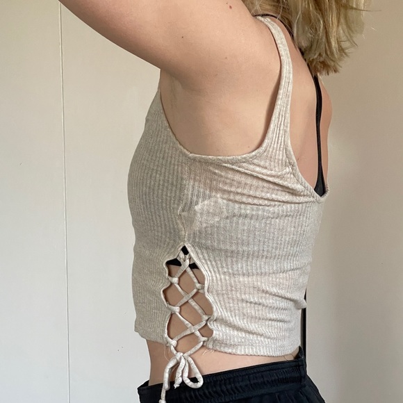 Side Tie Tank - Urban Outfitters - Picture 4 of 4